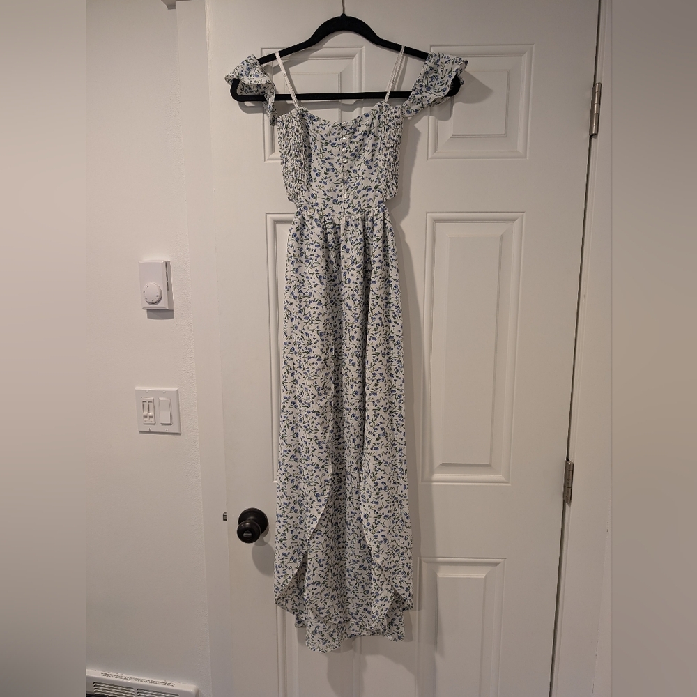 Lulu's Blue Floral Maxi Dress
